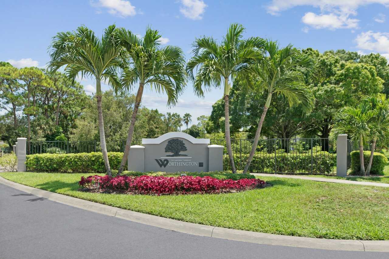 Worthington Apartments - Photo 2 of 19