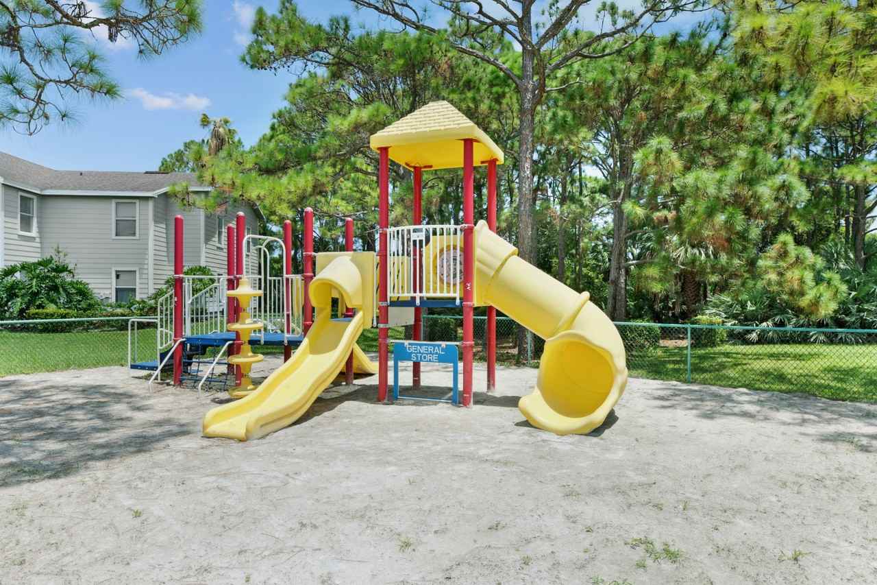 Worthington Apartments - Photo 4 of 19