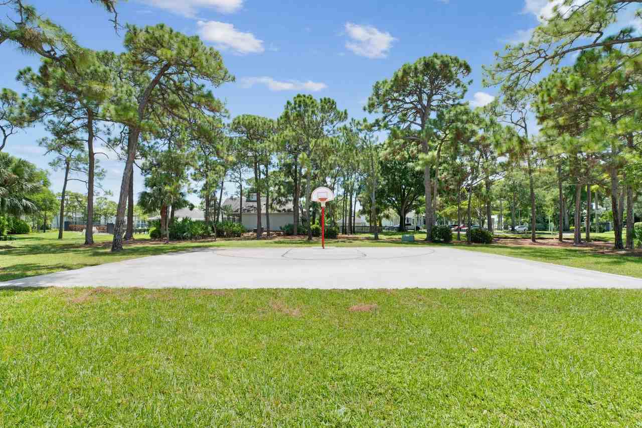 Worthington Apartments - Photo 7 of 19