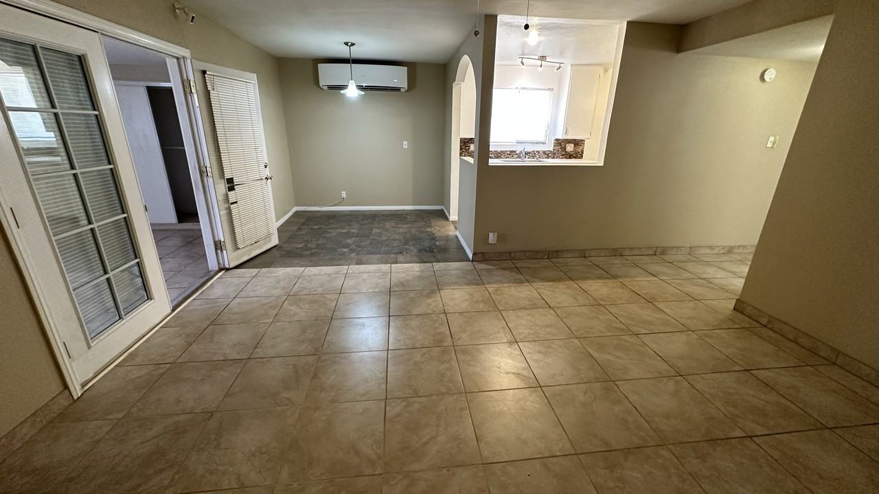 45528 6th St E #6thST - Photo 3 of 32