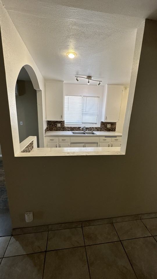 45528 6th St E #6thST - Photo 6 of 32