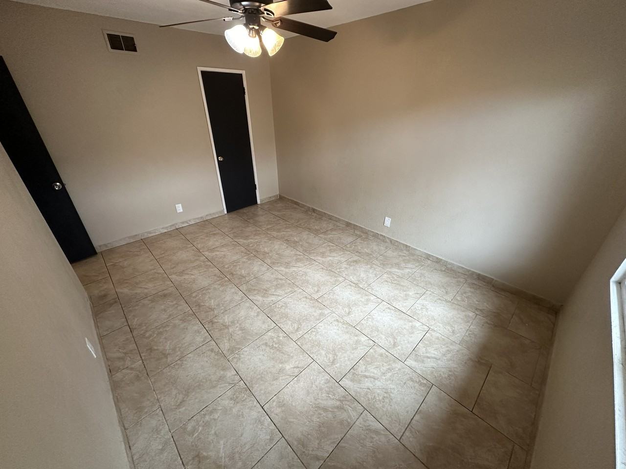 45456 Foxton Ave - Photo 7 of 26