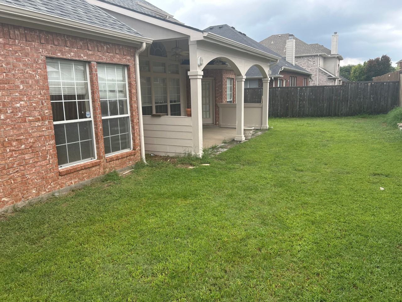 1012 Levant Ln - Photo 2 of 16