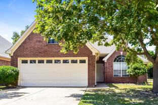 8207 Cross Point Dr - Photo 1 of 1