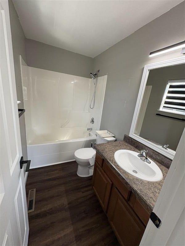 4447 Lux Ave - Photo 6 of 10