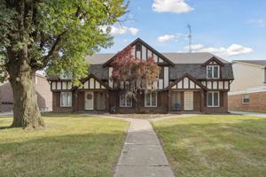 featured image of 5427 Glenridge Dr