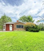 223 Wilson Dr - Photo 1 of 1