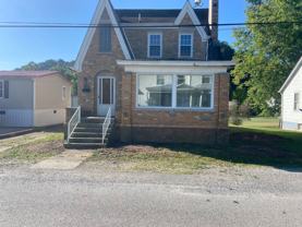 210 Hunter St - Photo 1 of 1