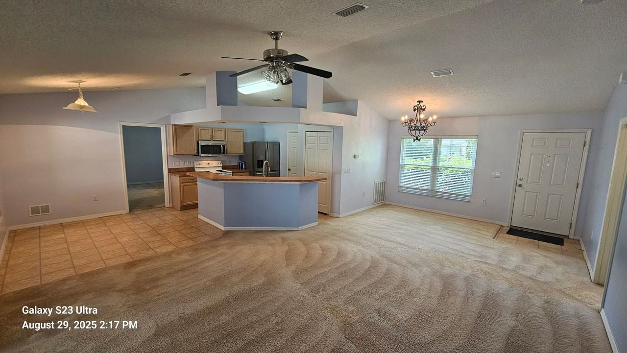 21 Lloleeta Path - Photo 3 of 17