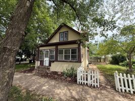 featured image of 815 13th St S