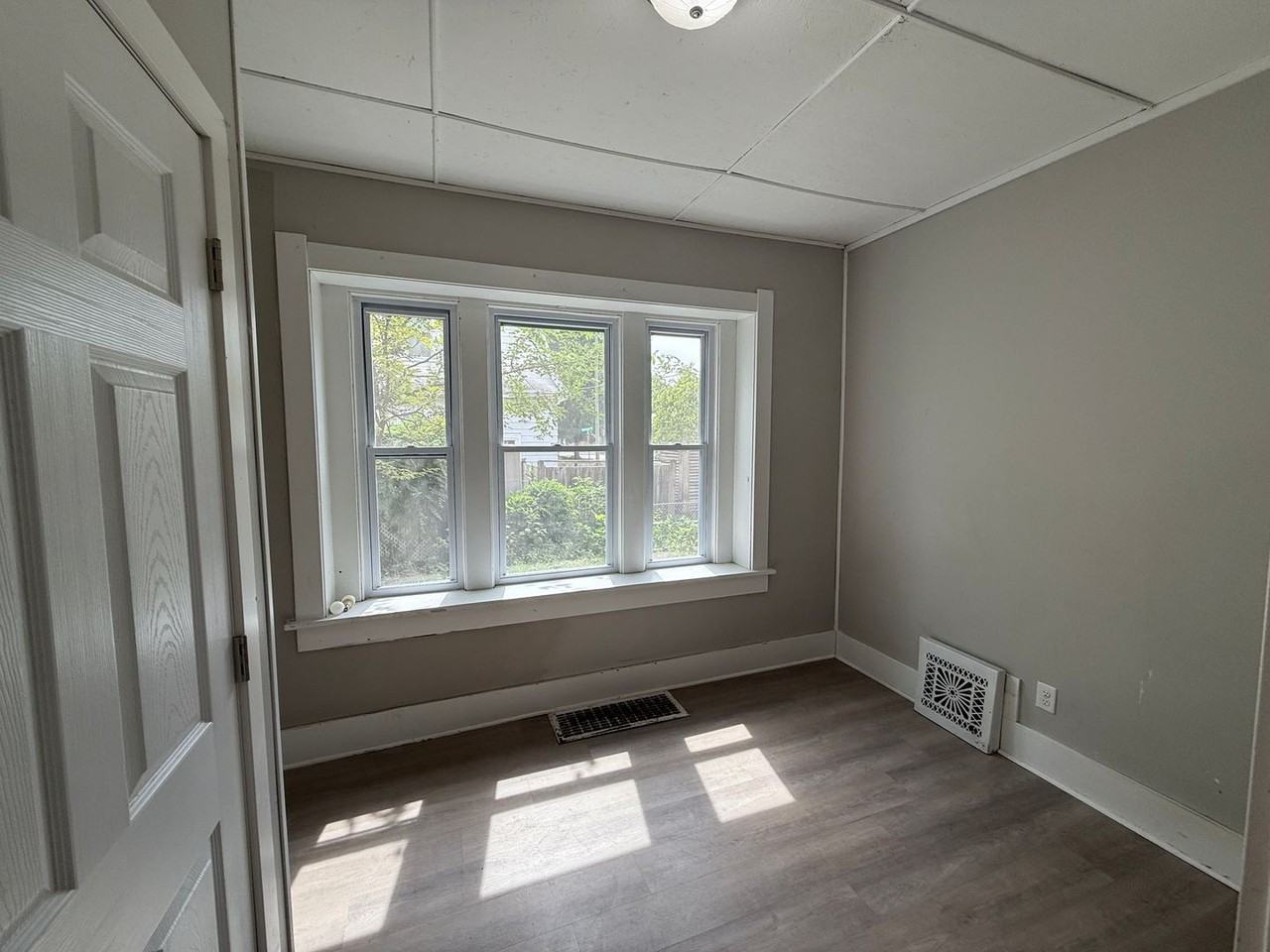 815 13th St S - Photo 5 of 18