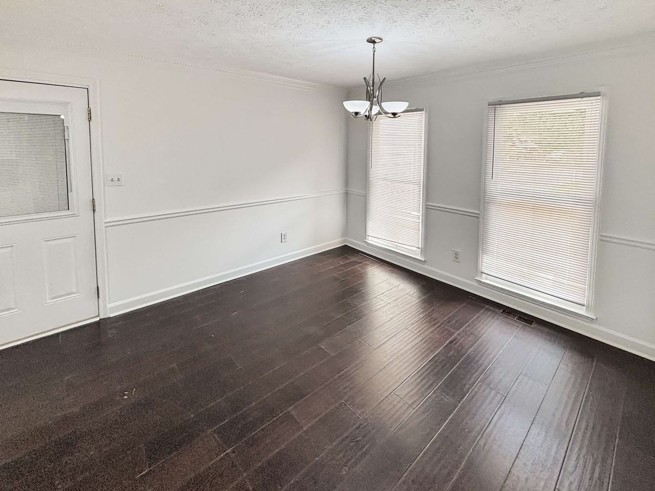 2407 Josh Ct Sw - Photo 7 of 27