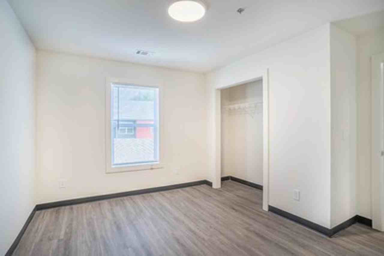 Creekside Studios - Photo 7 of 29