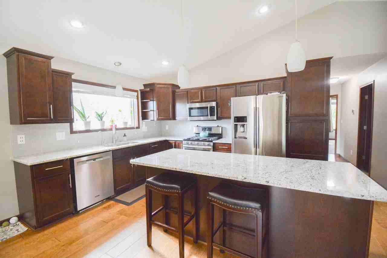 5623 October Rd Nw - Photo 6 of 25