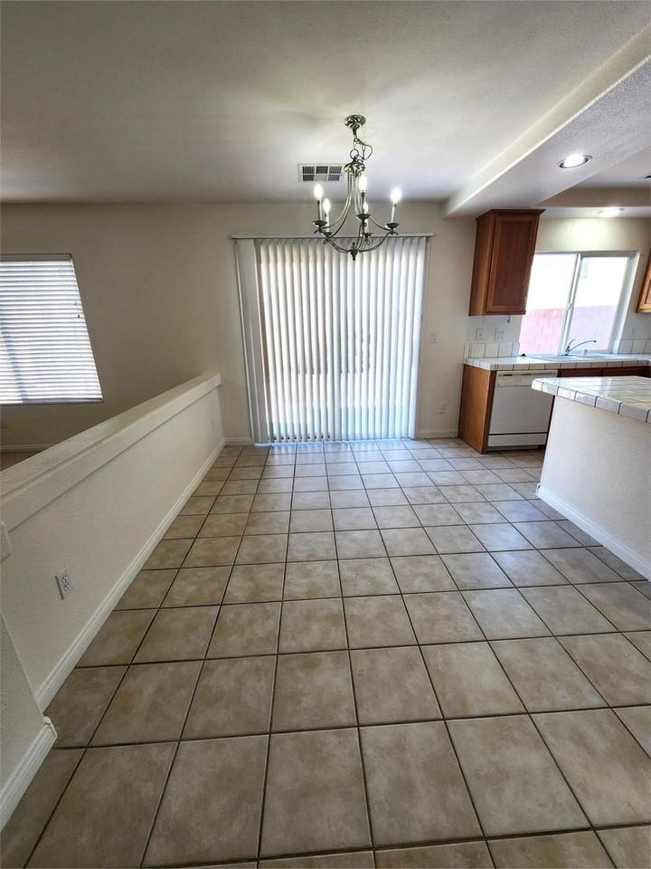 6650 Melodic Ct - Photo 2 of 23