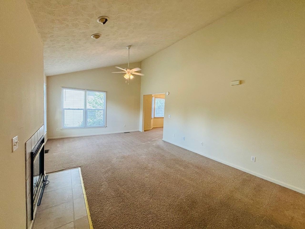 205 Broce Dr - Photo 2 of 13