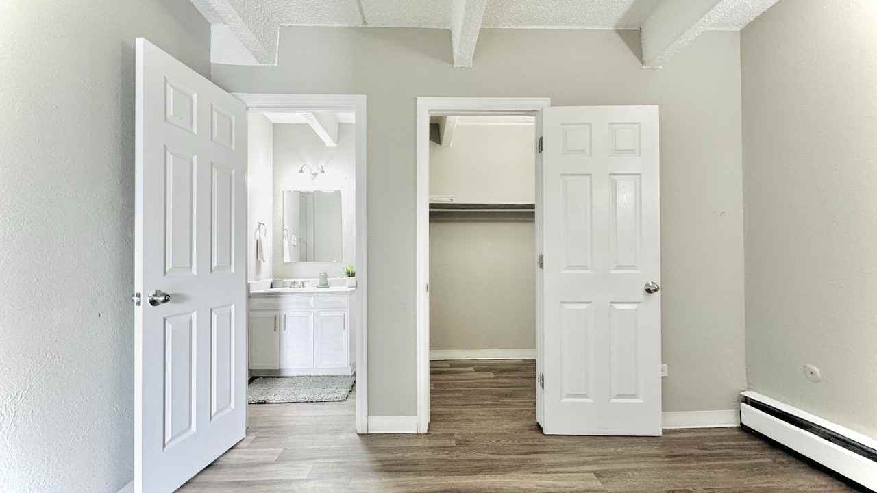 Geneva Flats - Photo 4 of 11