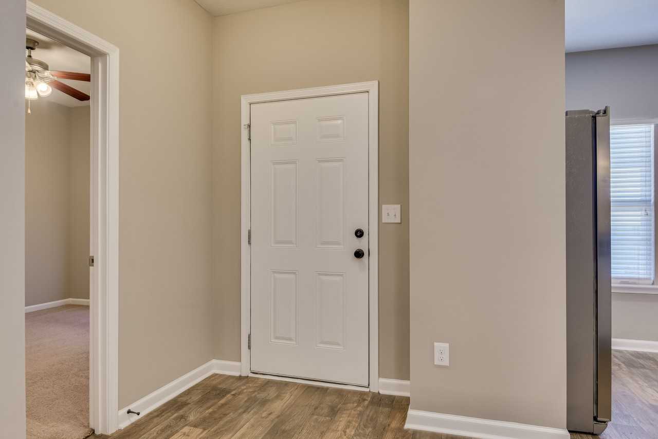 205 Old Berzelia Rd - Photo 5 of 29