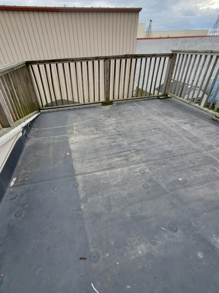 1815 11th St - Photo 2 of 14