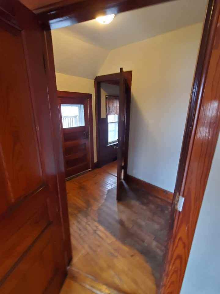 1815 11th St - Photo 3 of 14