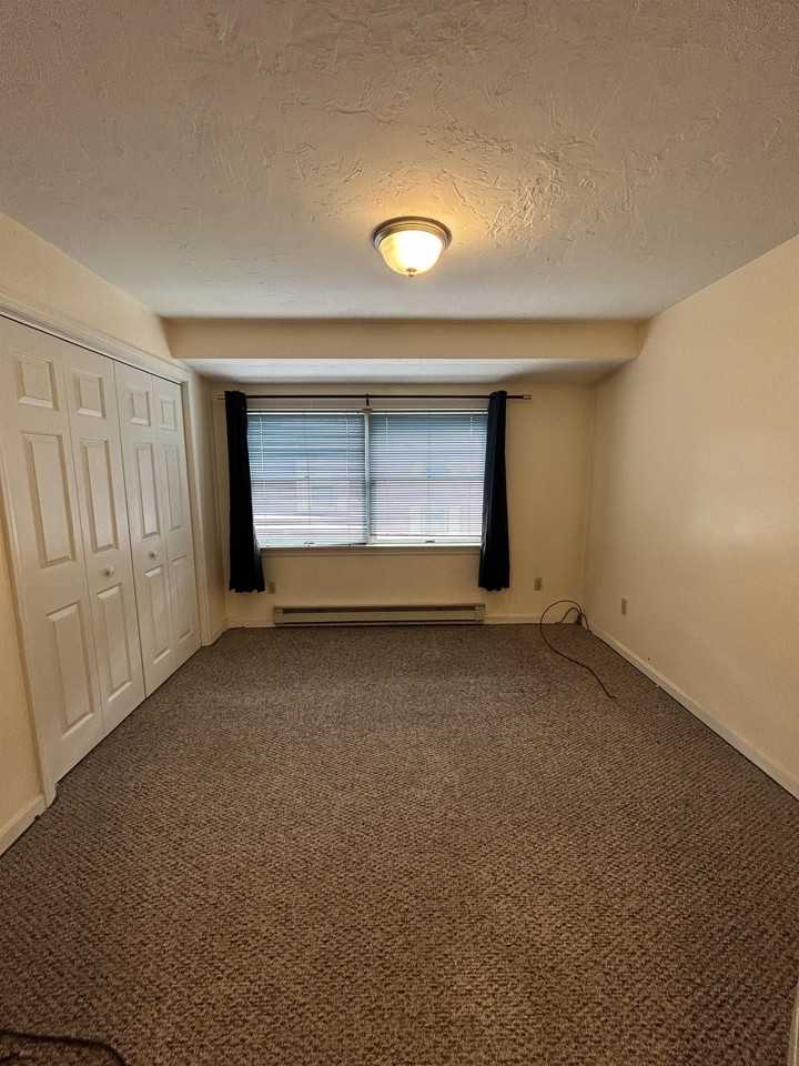 51 Alvarado Ave #302 - Photo 3 of 16