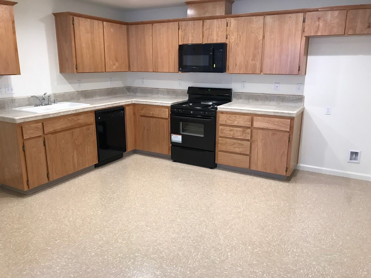3077 Bright St #1 - Photo 6 of 9