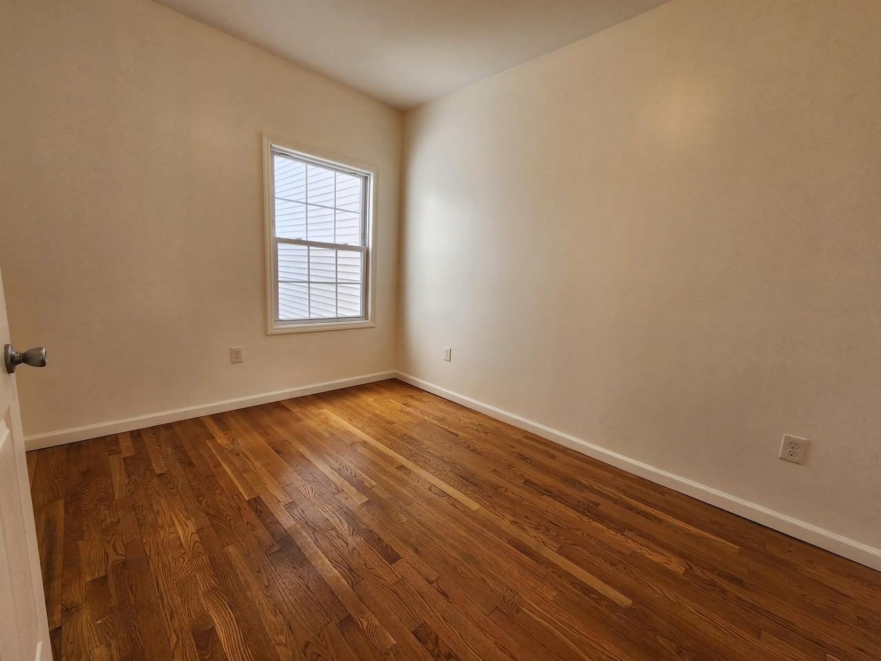 342 Randolph Ave #2 - Photo 4 of 7