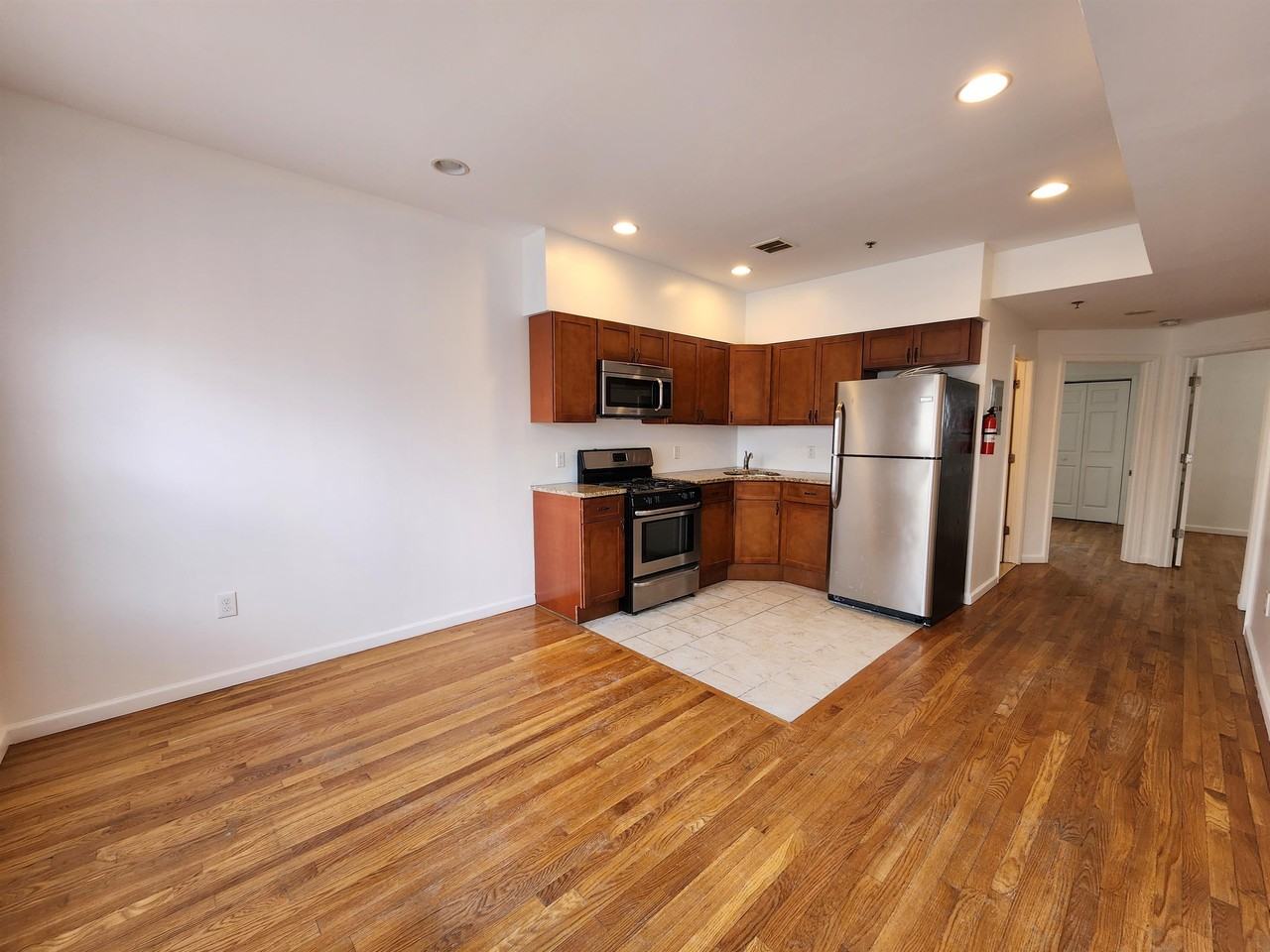 342 Randolph Ave #2 - Photo 7 of 7