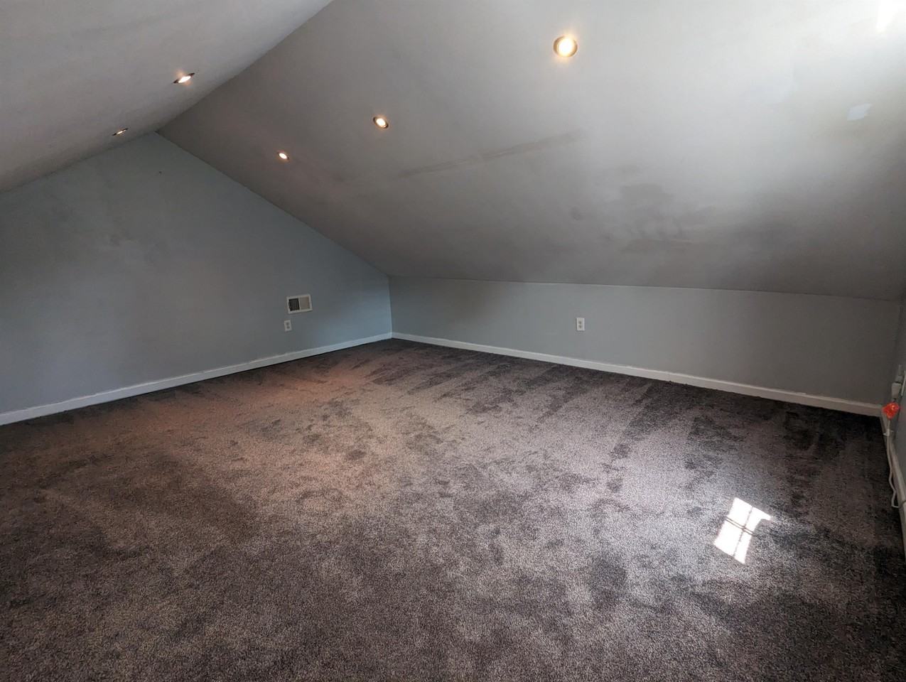 1824 Fox Way - Photo 5 of 10