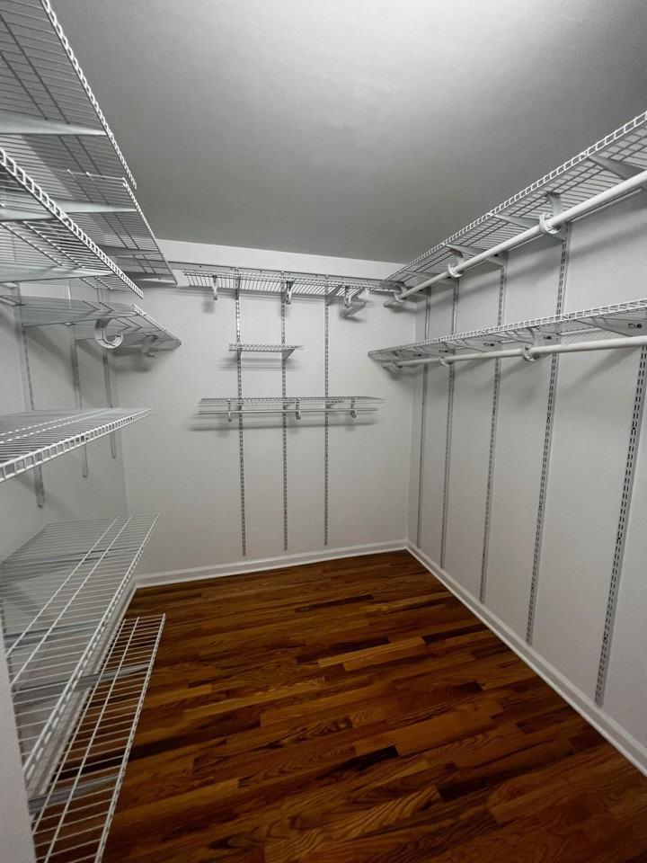 47 West Palisade Avenue 302 - Photo 3 of 17