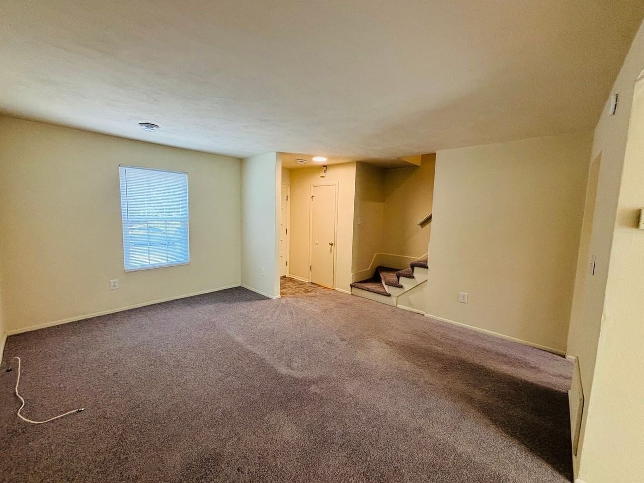 315 New Kent Rd - Photo 6 of 18