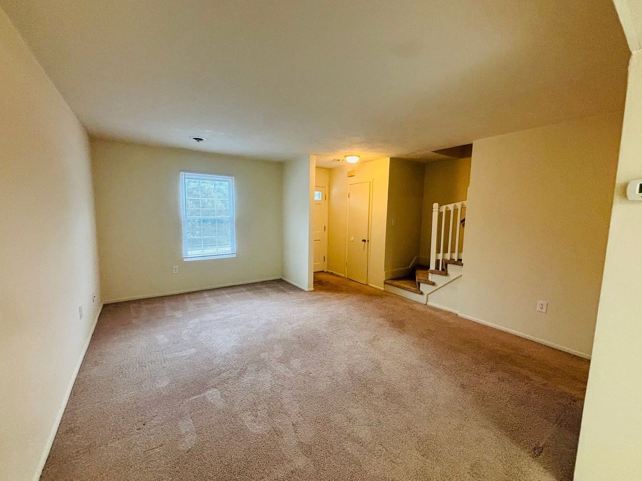357 New Kent Rd - Photo 7 of 20