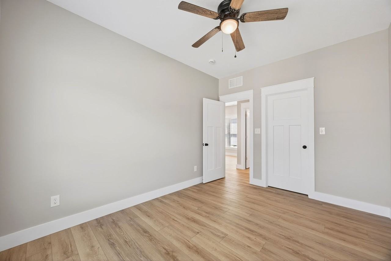 1208 North College Avenue - Photo 6 of 9