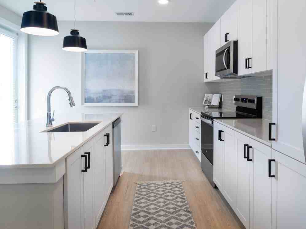 Avalon Lake Norman - Photo 6 of 50