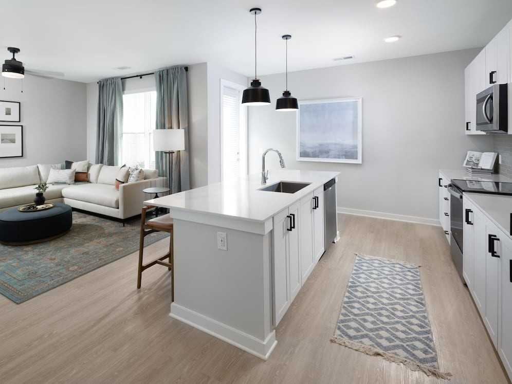 Avalon Lake Norman - Photo 7 of 50