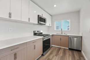 1358 W 36th St #6 - Photo 1 of 1