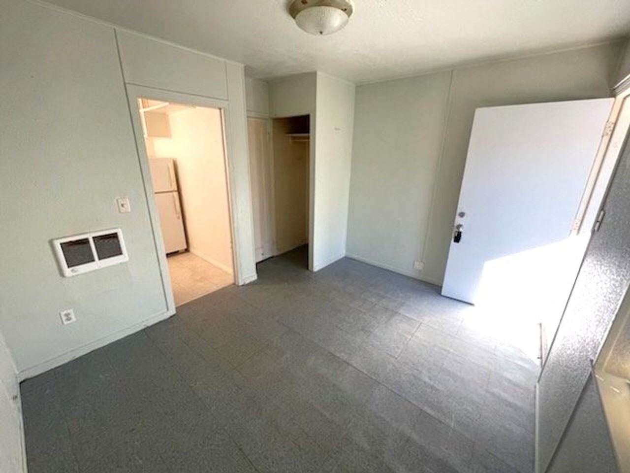 Galaxy - Photo 2 of 11