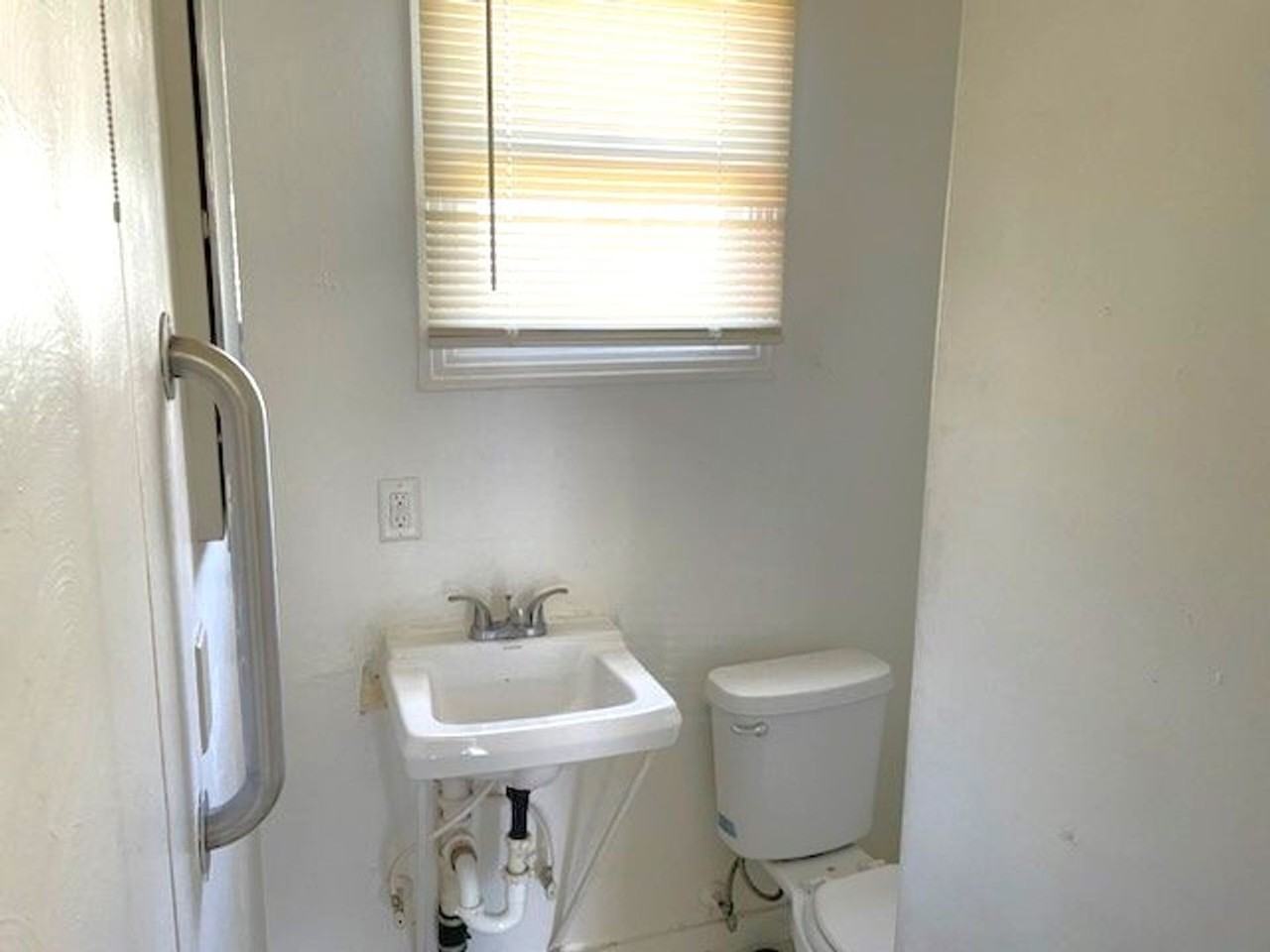 Galaxy - Photo 4 of 11