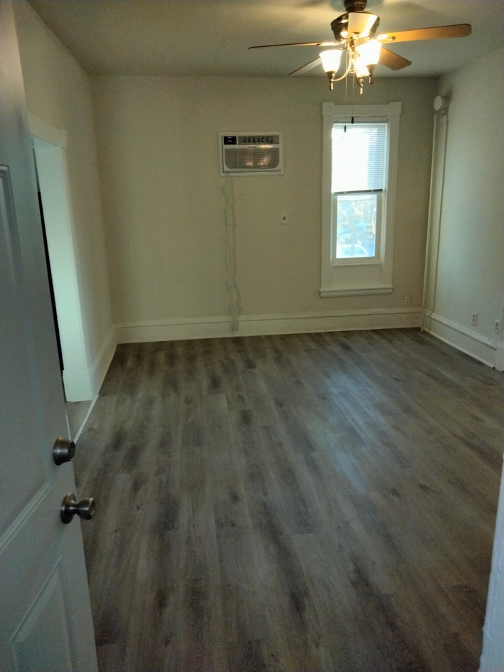 3455 Chicago Ave #3 - Photo 7 of 17