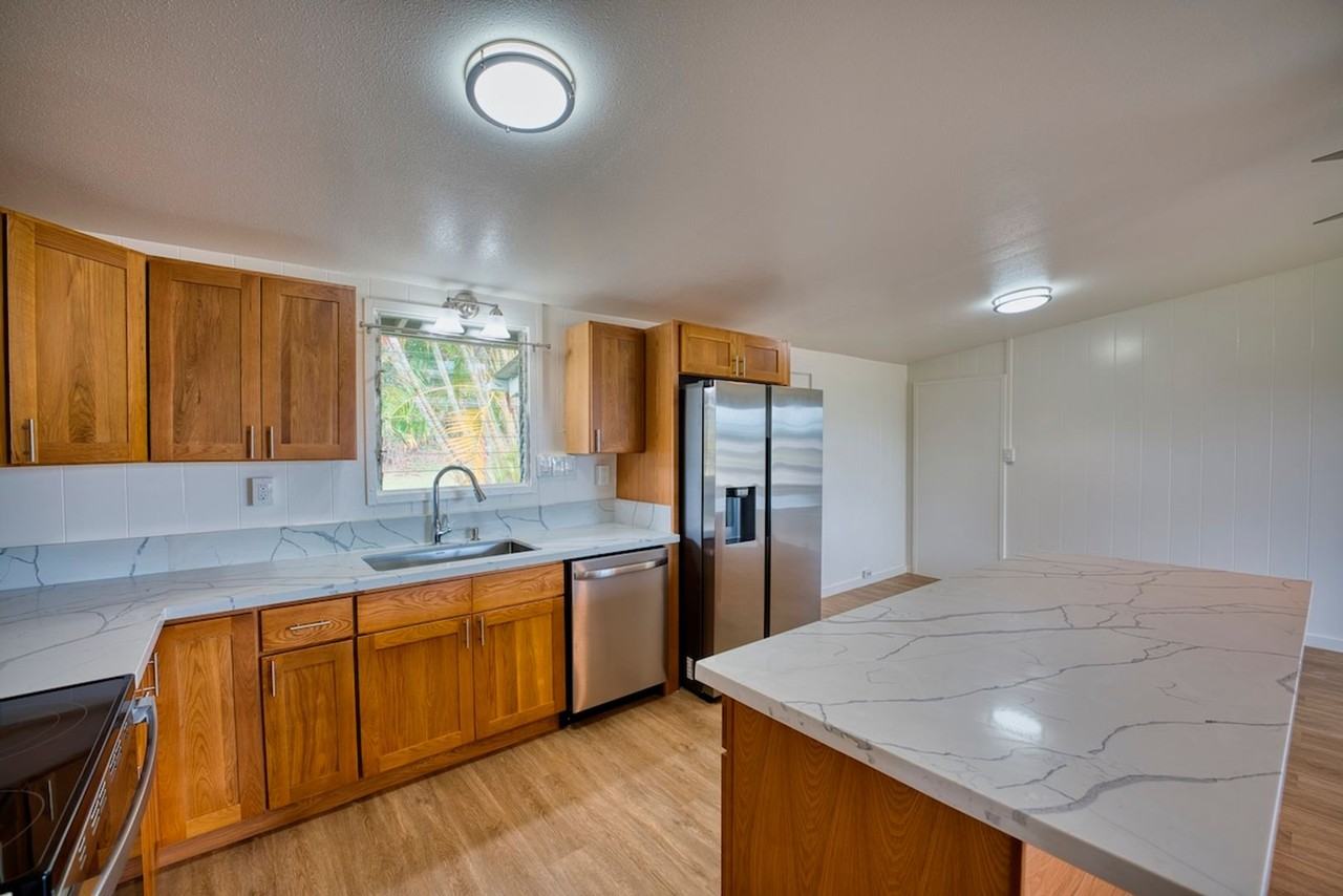 1770 Kilauea Ave - Photo 5 of 15