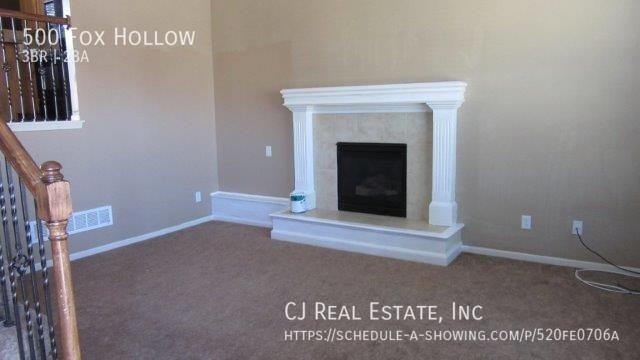 500 Nw Fox Hollow Ln - Photo 2 of 10