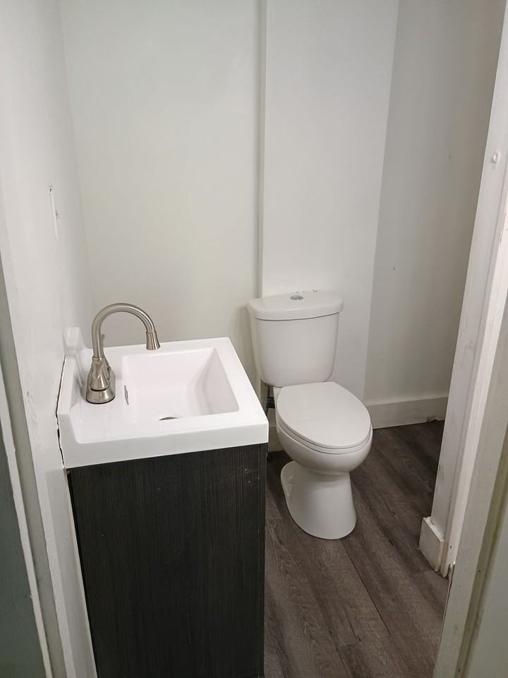 1707 West Sample Street - Photo 3 of 4