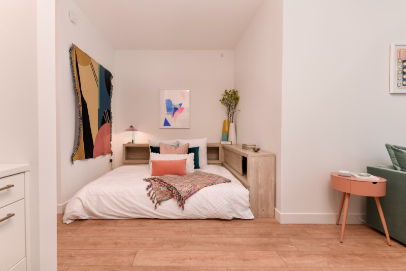 788 W Madison St - Photo 3 of 15