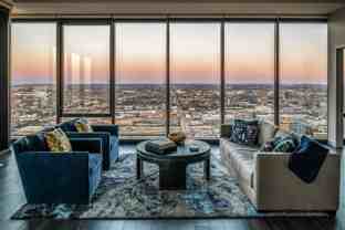 1222 S Prairie Ave - Photo 1 of 1