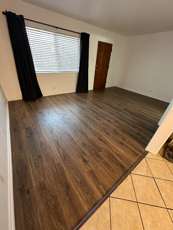 916 N Market St #4 - Photo 3 of 13