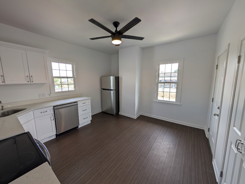 27 Darina Place - Photo 3 of 12