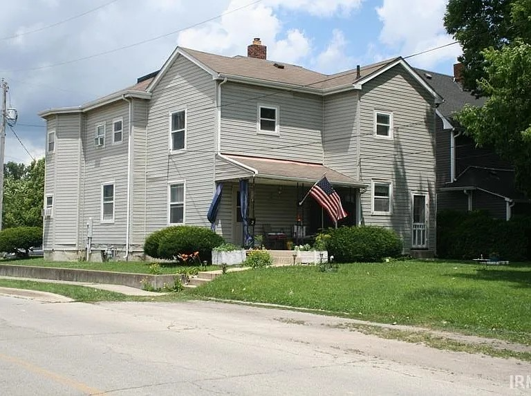 559 W Washington St #5 - Photo 2 of 6