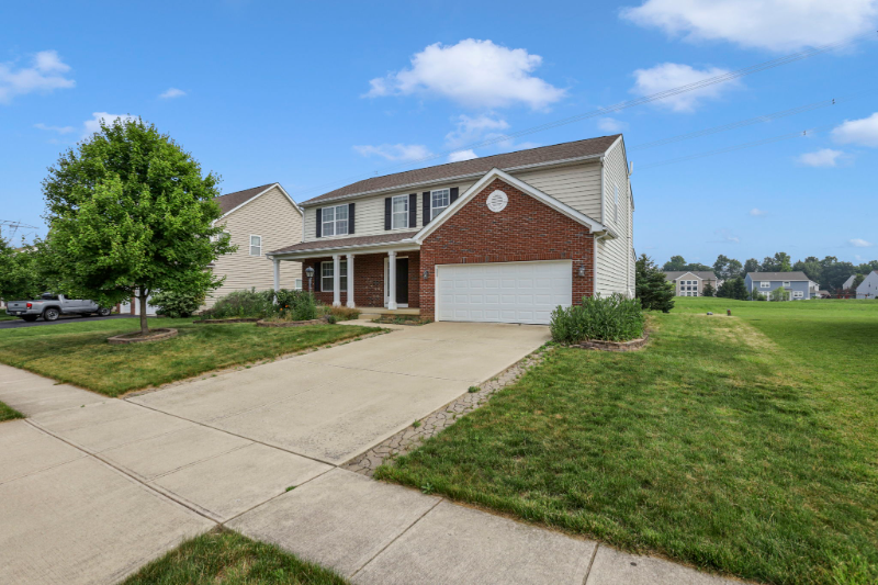 1701 Marigold St - Photo 2 of 50