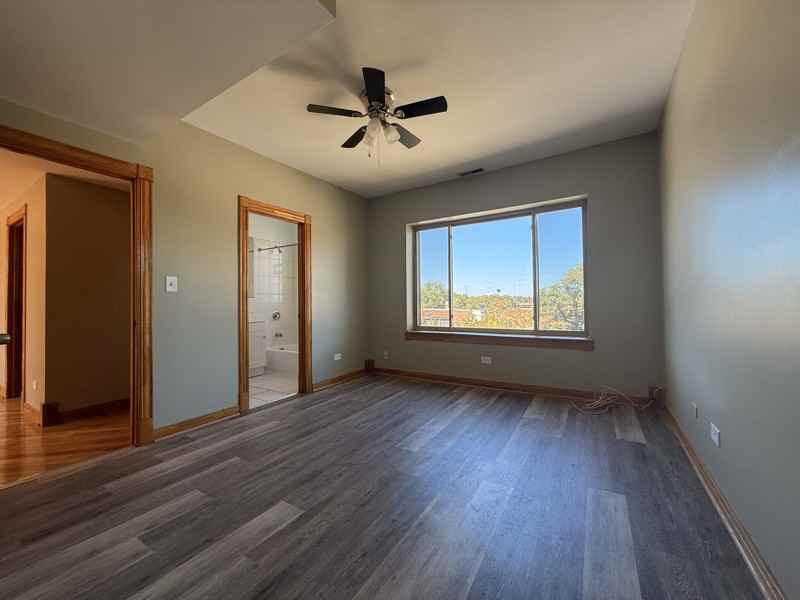 1610 E 82nd St #2N - Photo 6 of 18