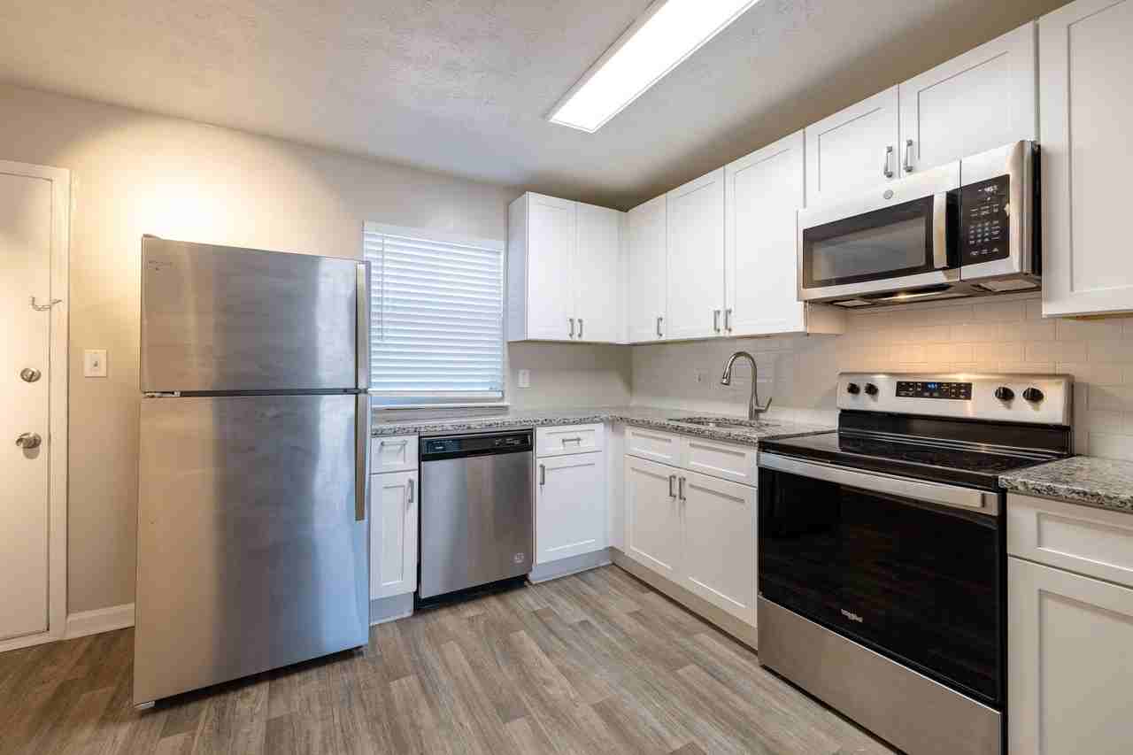 Westside Court | Modern Living in the Heart of Westside - Photo 7 of 28